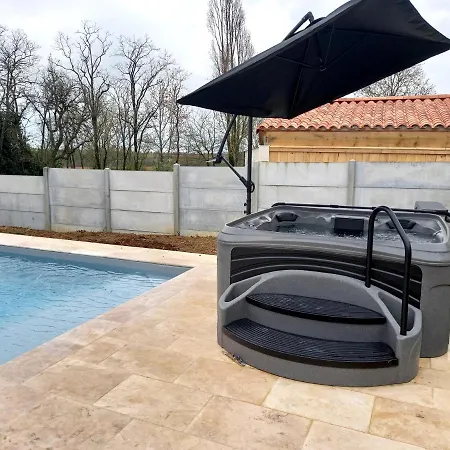 Entre Terre Et Nyaraló